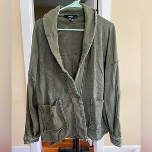 Forever 21 Raw hem sweater